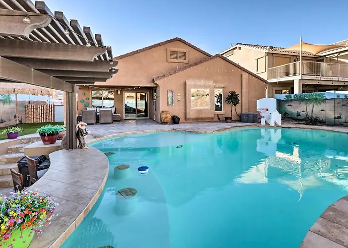 W/ Swim-up Bar, Heated Pool & Slide Holiday home Maricopa