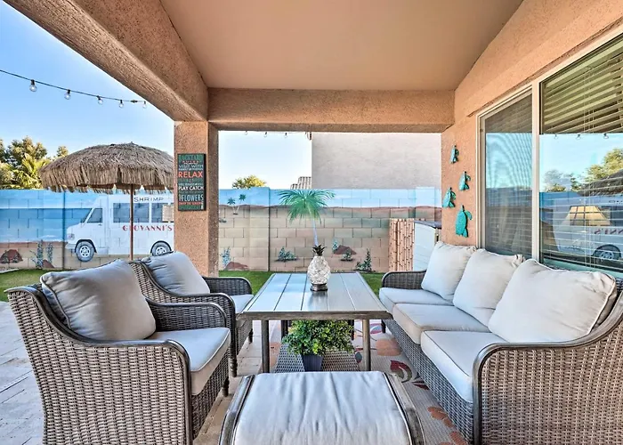 W/ Swim-up Bar, Heated Pool & Slide